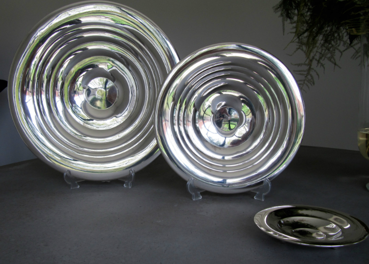 3 Silver Art Deco tripode dishes